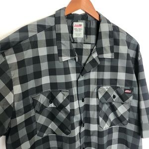 Men’s Dickies Short Sleeve Button Up
